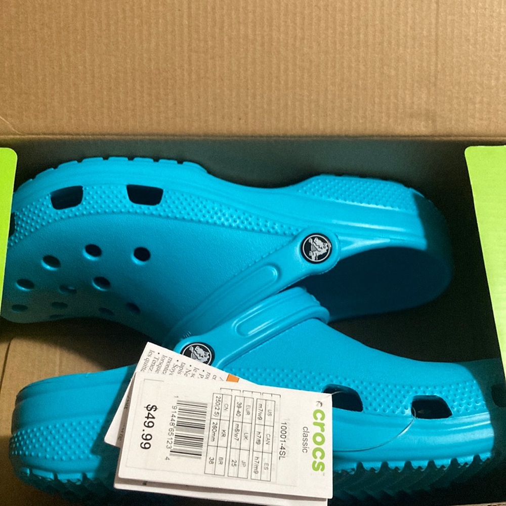 classic aqua blue crocs